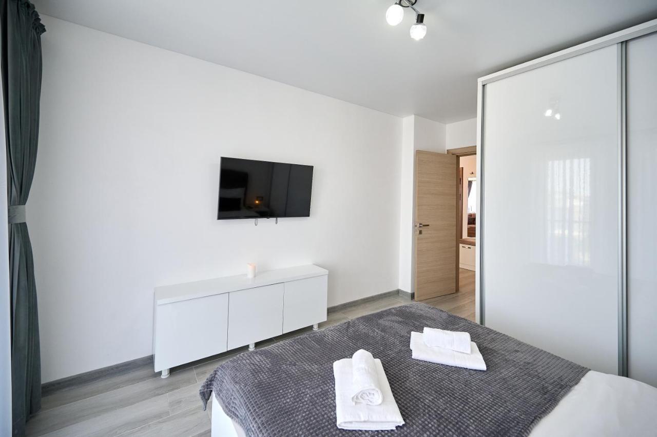 Palmas - Pool By N10 Apartment Năvodari Екстериор снимка