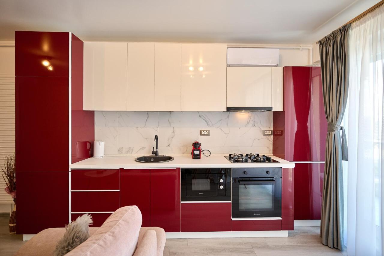 Palmas - Pool By N10 Apartment Năvodari Екстериор снимка